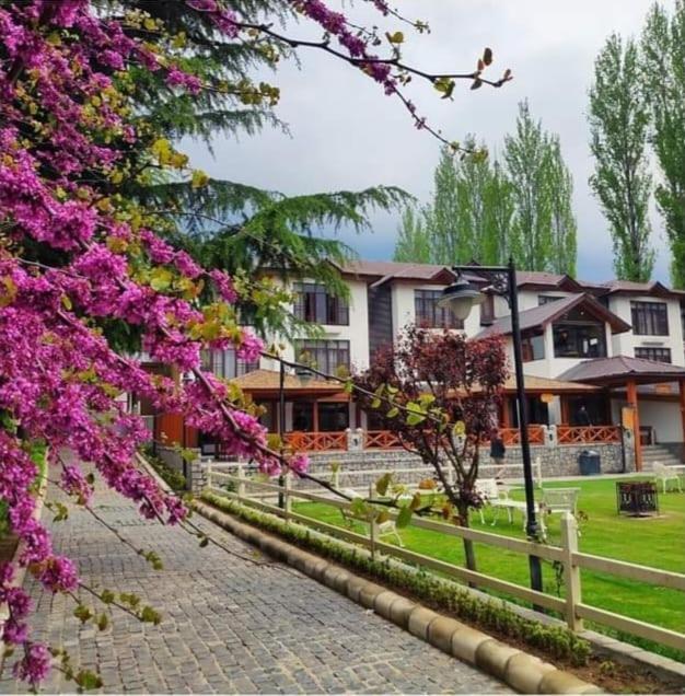 Fortune Resort Heevan, Srinagar - Member Itc Hotels' Group Extérieur photo